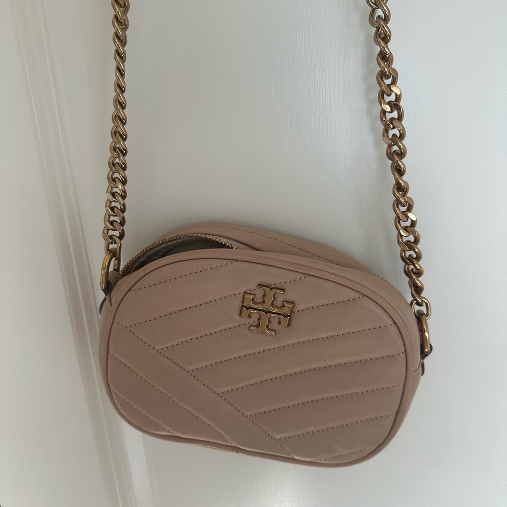 Tory Burch small Kira chevron camera bag